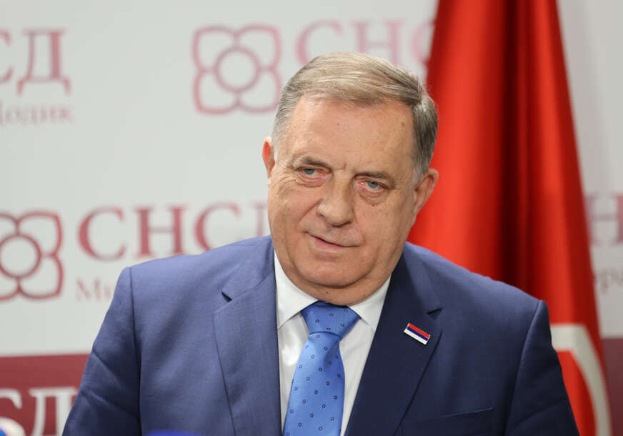 „Čekaćemo, kad god to bude moguće“ Dodik ponovio da je moguć dolazak Putina u Banjaluku „Čekaćemo, kad god to bude moguće“ Dodik ponovio da je moguć dolazak Putina u Banjaluku