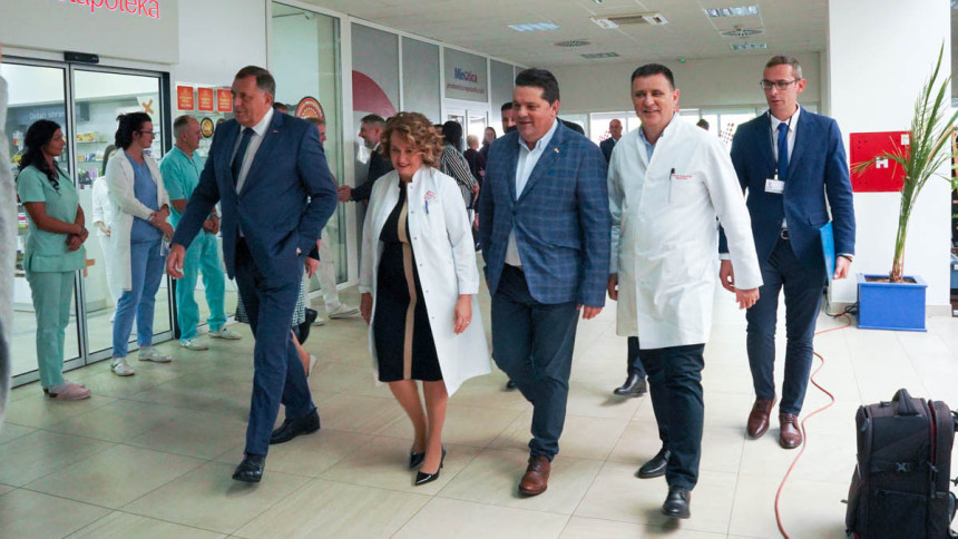 Varniči na relaciji bivši direktor i zamjenik UKC-a?