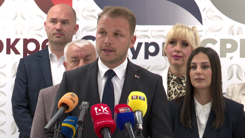 Novo vladino zaduženje moramo zaustaviti (VIDEO) Novo vladino zaduženje moramo zaustaviti (VIDEO)